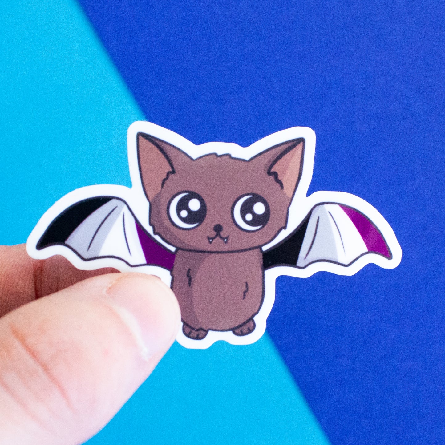 Fledermaus mit Pride-Flügeln Sticker
