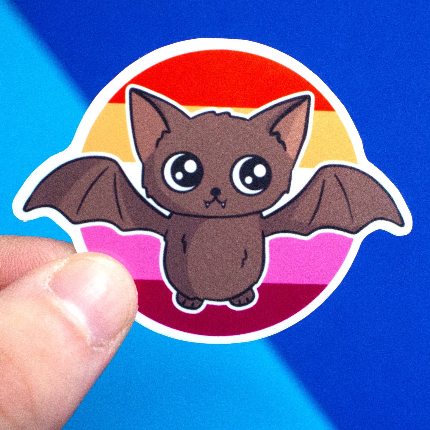 Fledermaus mit runder Pride-Flagge Sticker