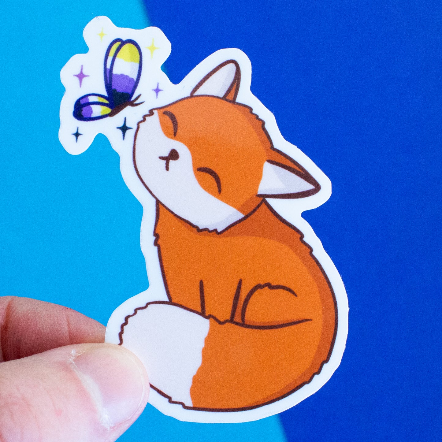 Fuchs mit Schmetterling mit Pride-Flügeln Sticker